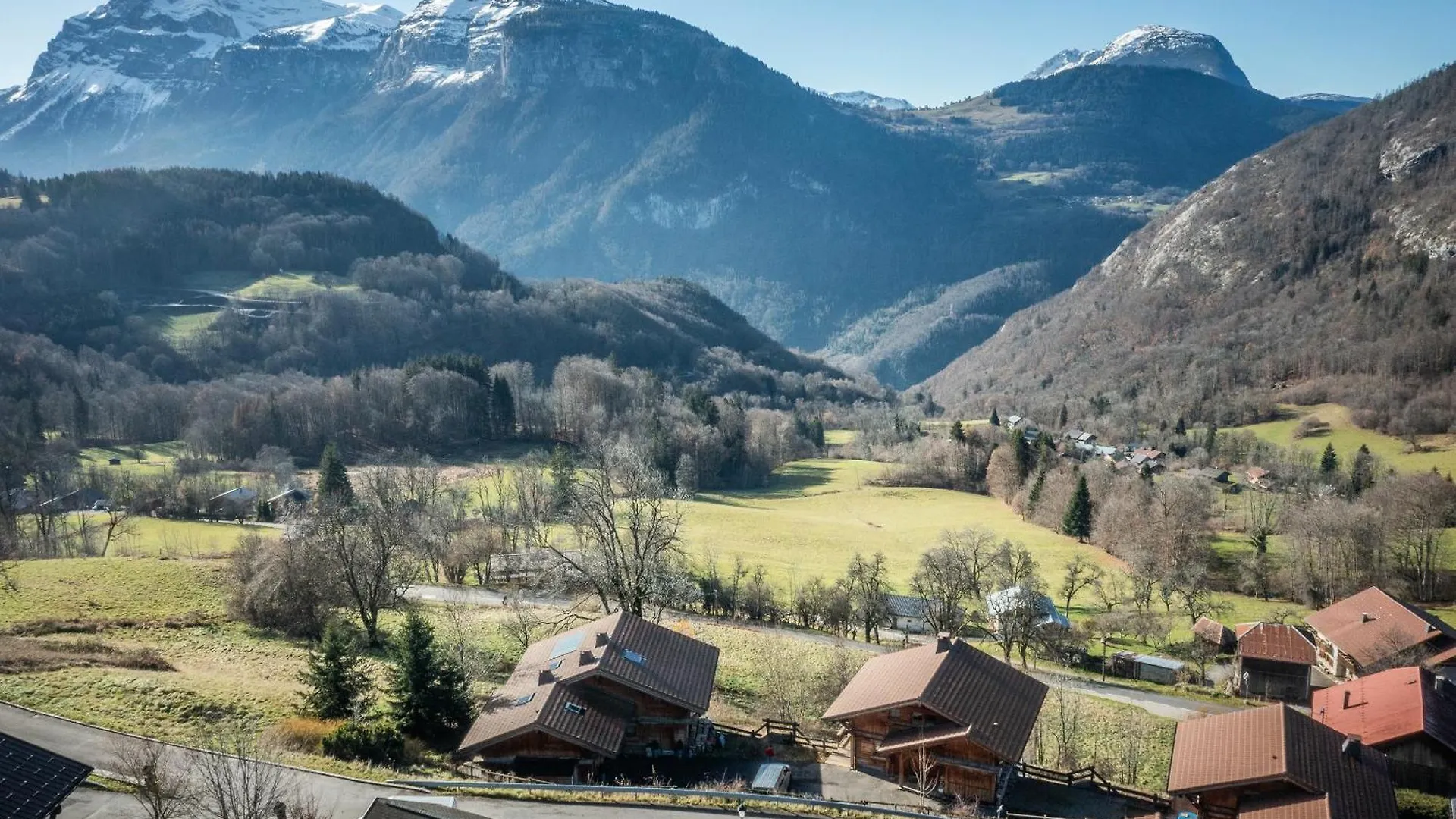 Chalet La Cabane, Carroz D Araches - By Emerald Stay  Arâches