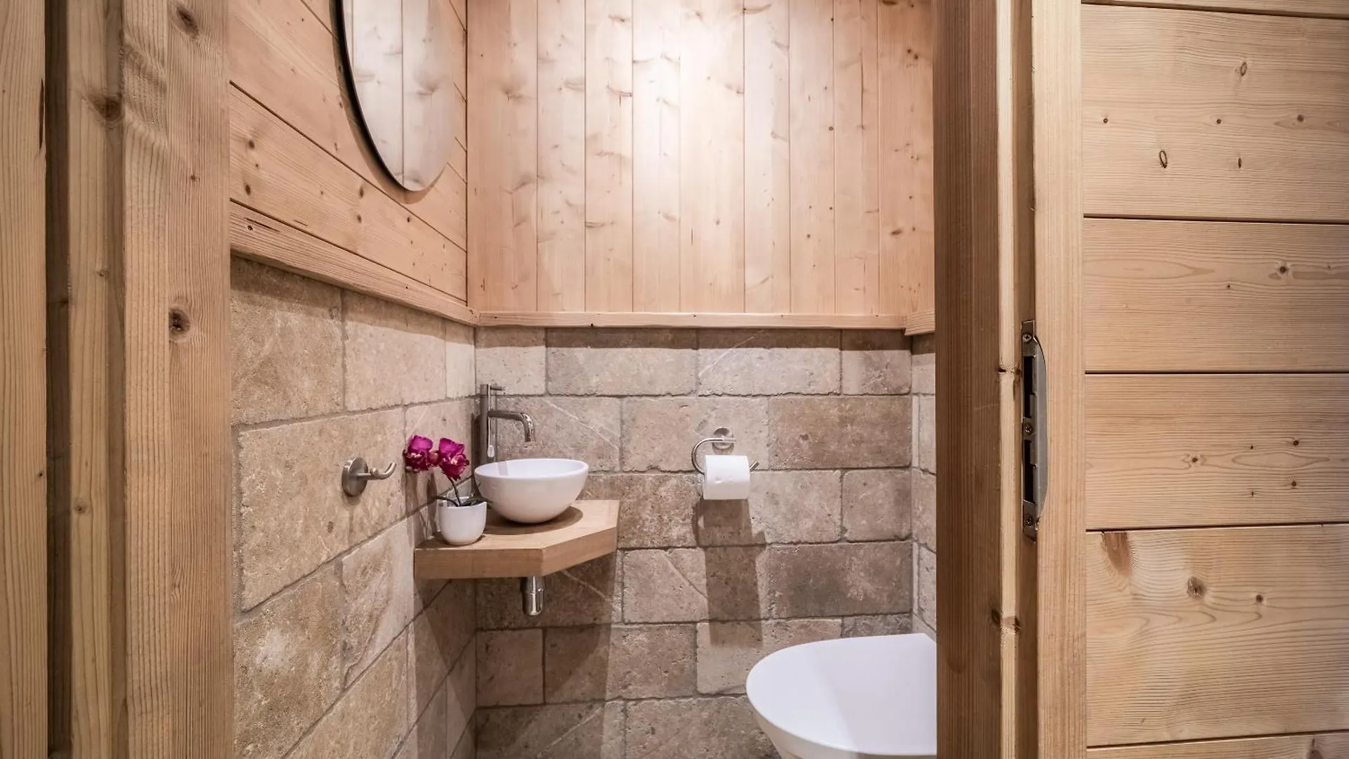 Chalet La Cabane, Carroz D Araches - By Emerald Stay
