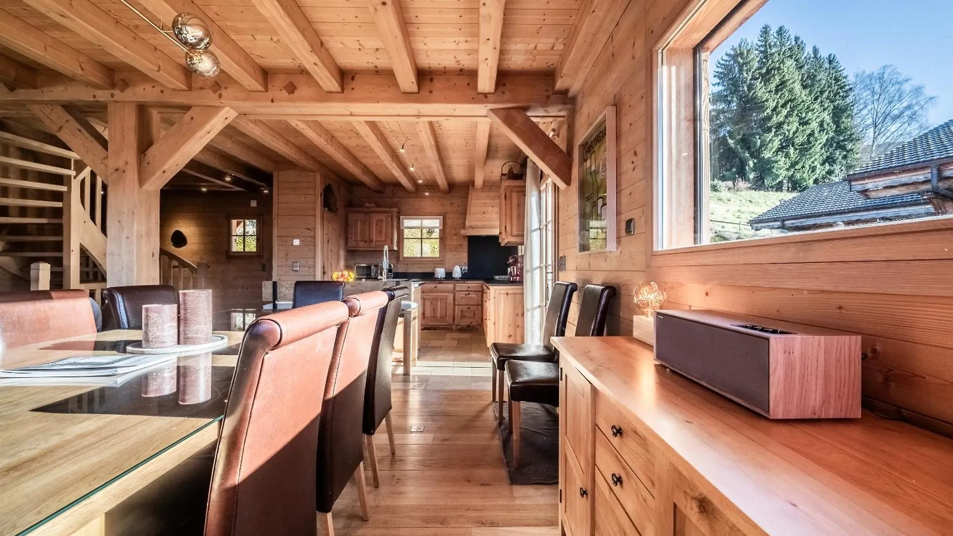 Chalet La Cabane, Carroz D Araches - By Emerald Stay Arâches